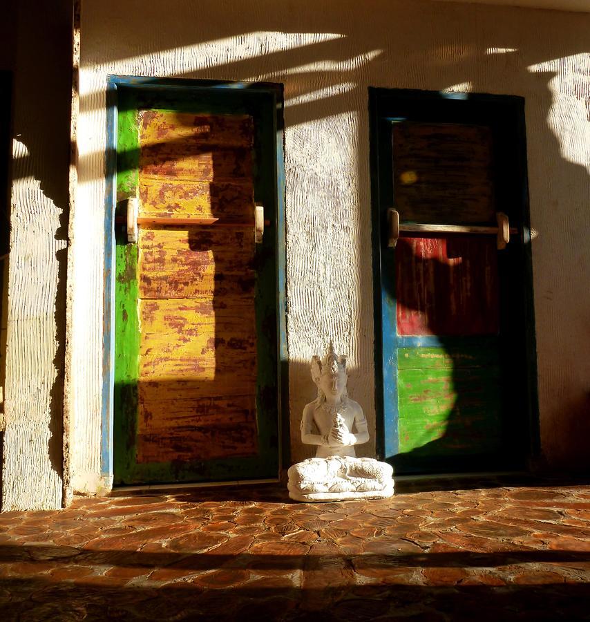 Gipsy Backpackers Albergue Gili Trawangan Exterior foto