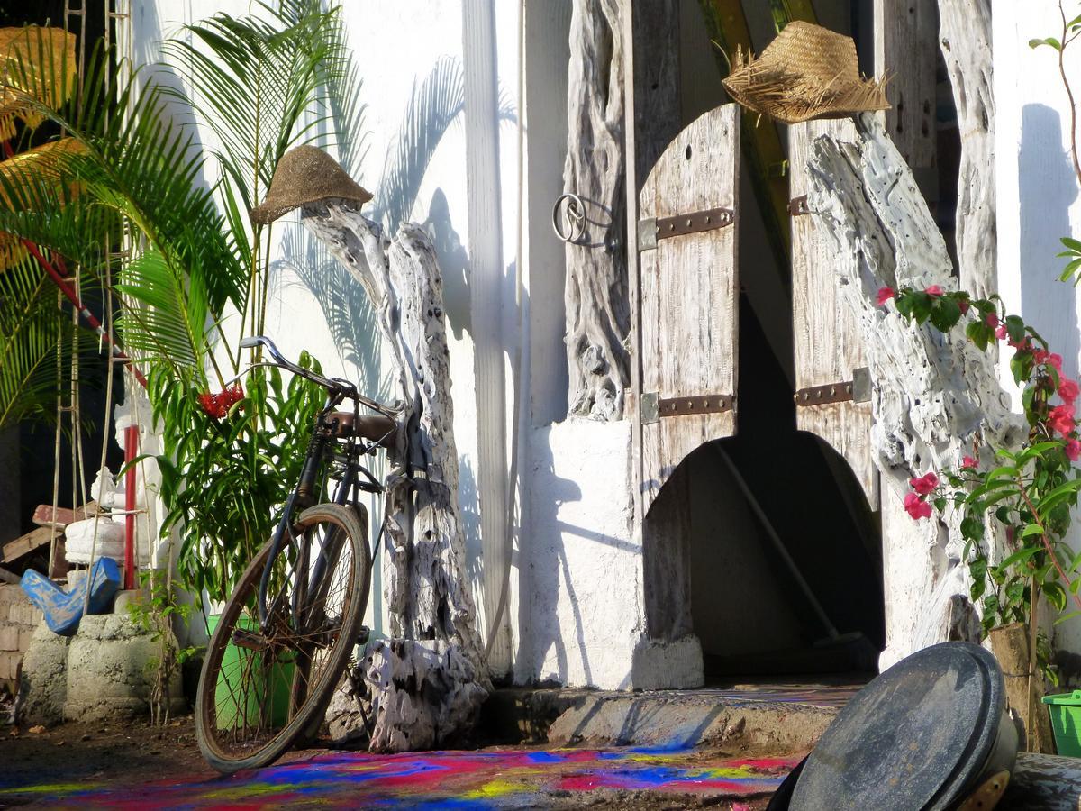 Gipsy Backpackers Albergue Gili Trawangan Exterior foto
